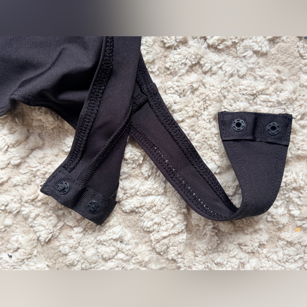 H&M Women’s Black V neck Thong Bodysuit Small - Picture 2 of 8